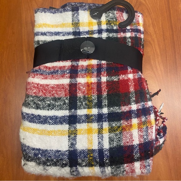 Steve Madden Red Knit Beanie and Plaid Scarf Set - Picture 2 of 3